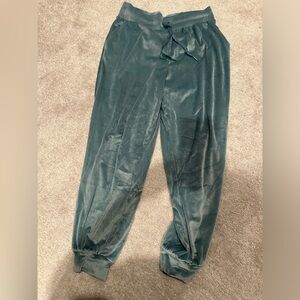 VS Ribbed Velour Jogger